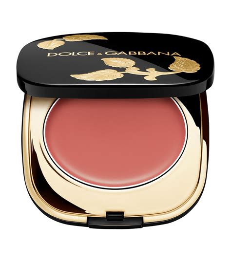 Dolce & Gabbana blush makeup